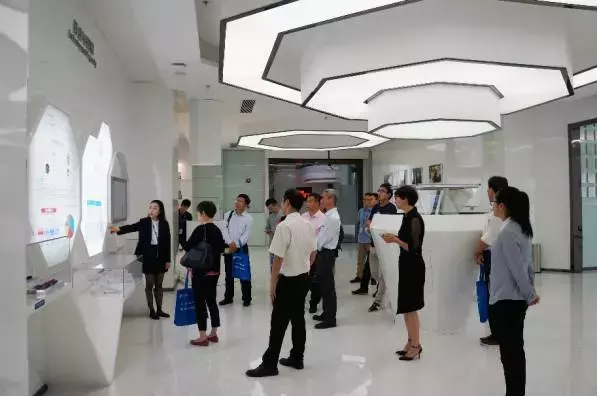 珠海市現(xiàn)代制造業(yè)職業(yè)教育集團(tuán)召開2017年工作年會(huì)